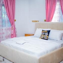 Shortlet apartment warri