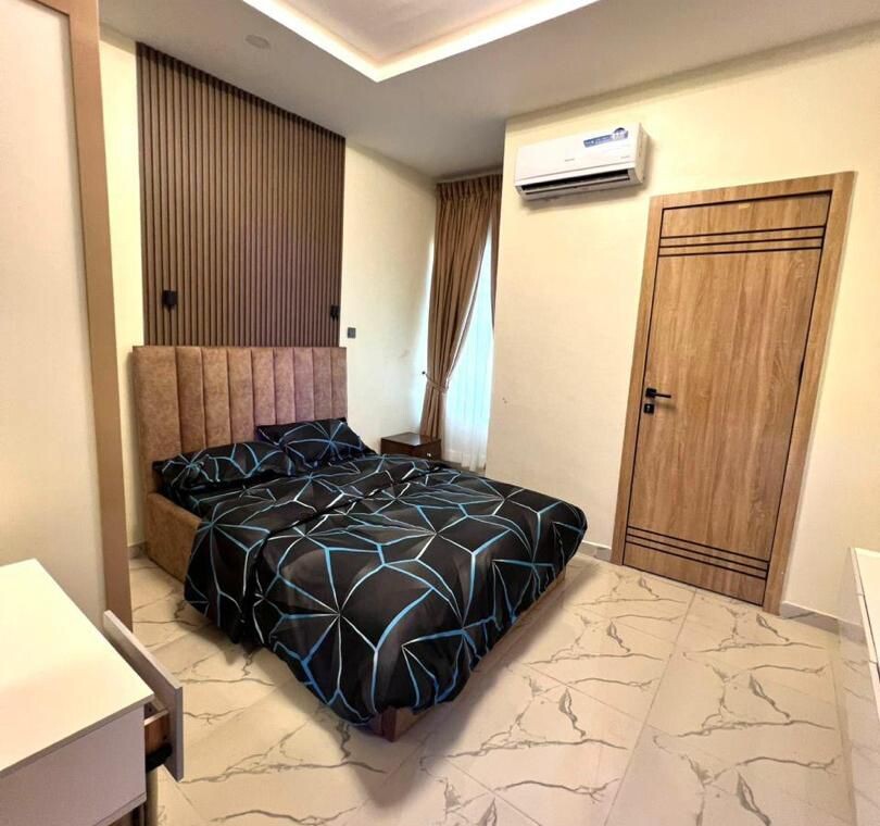 shortlet apartment ajah