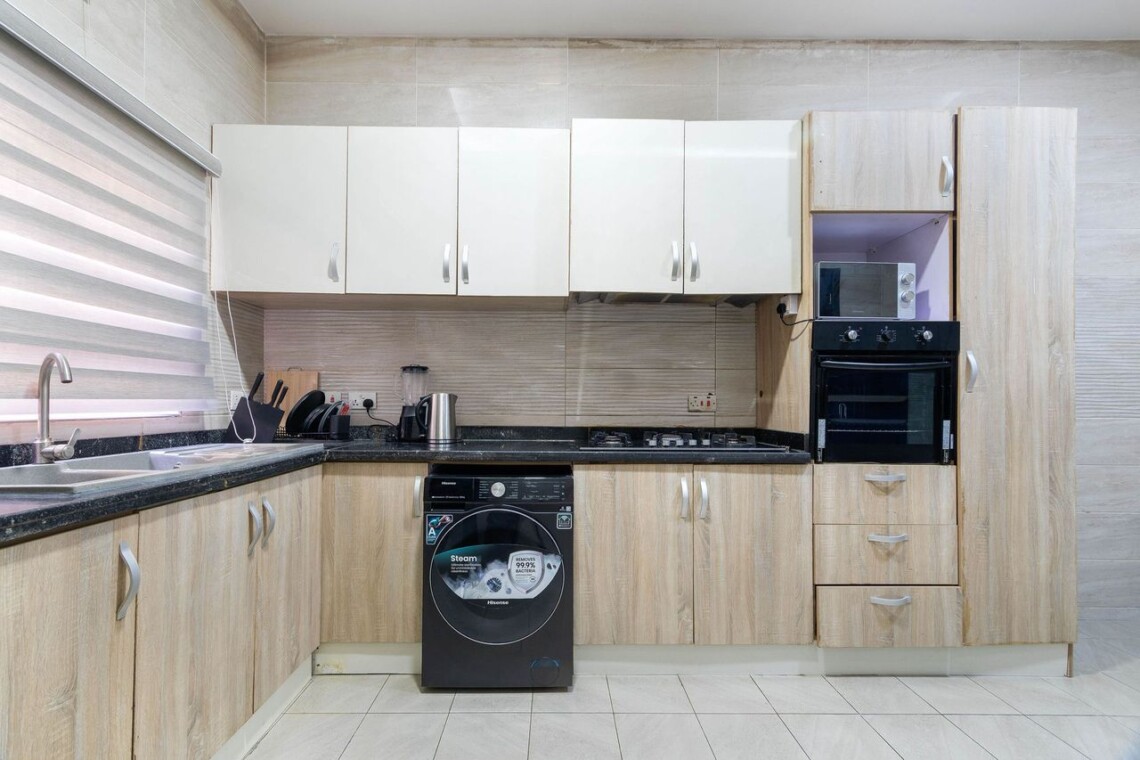 shortlet apartment ajah